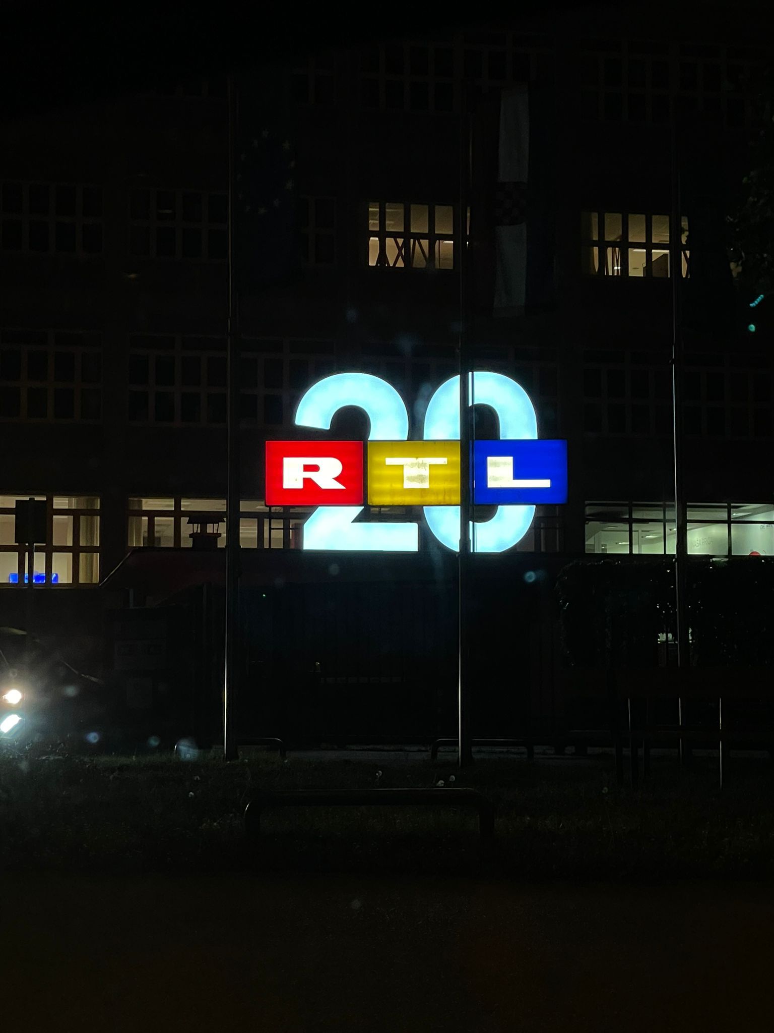 Svjetleća reklama RTL